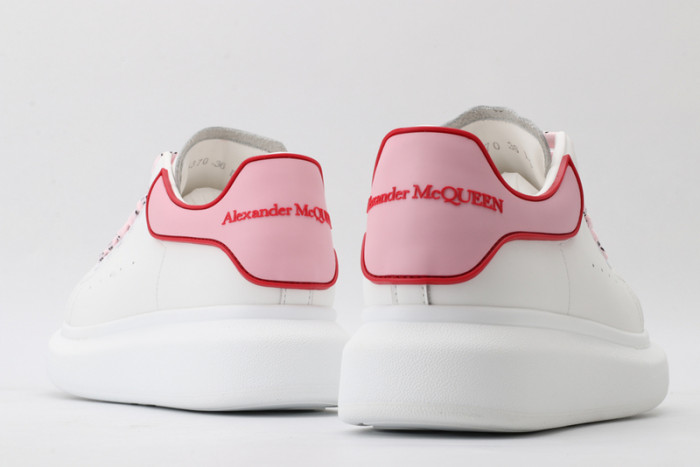 alex mcqu sneakers