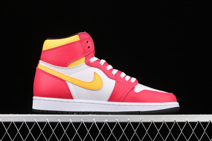 air jordan retro 1 high og “light fusion red” 555088-603