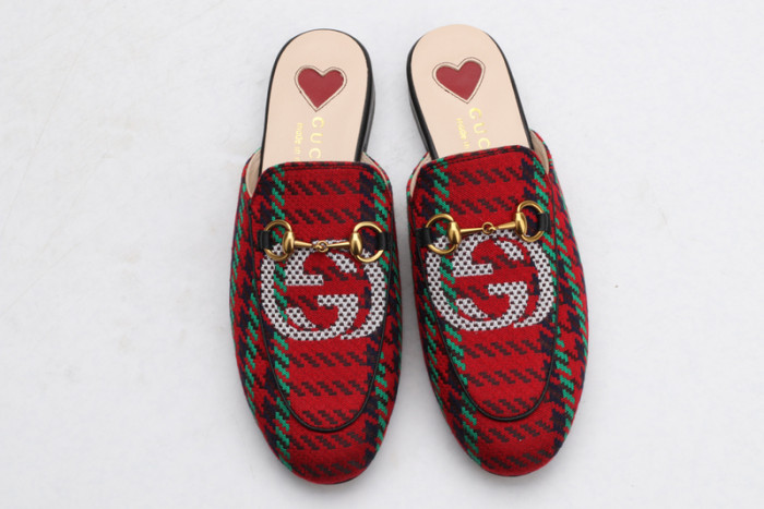 guc loafer