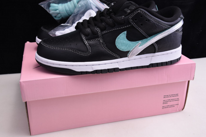 nike sb dunk low Di*m*nd s*pply co black Di*m*nd bv1310-001
