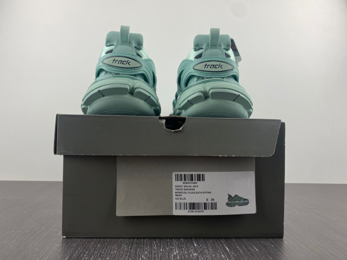 bl track trainers sneaker