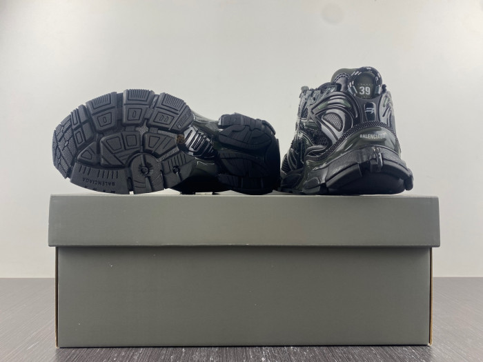 bl runner trainers sneakers