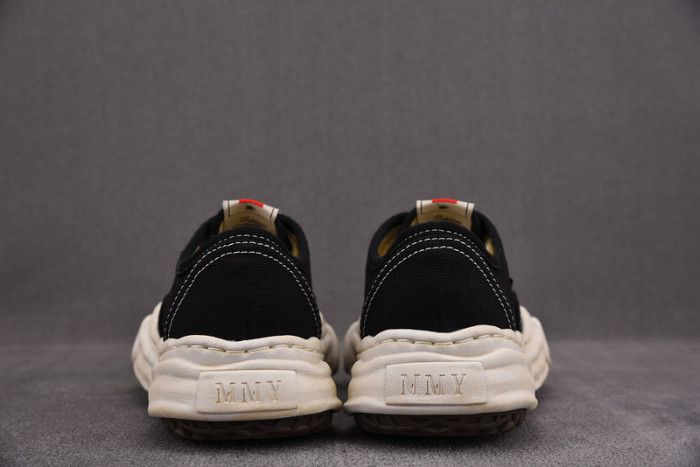 Ma*s*n mihara yasuhiro sneaker