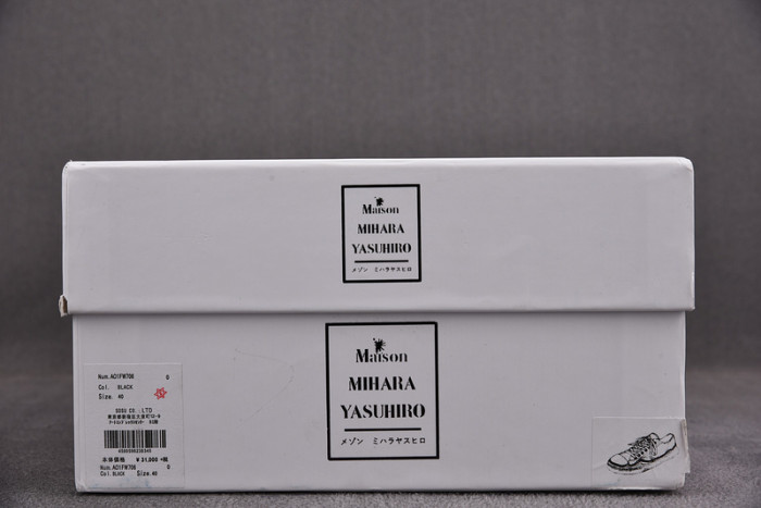 Ma*s*n mihara yasuhiro sneaker
