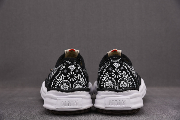 Ma*s*n mihara yasuhiro sneaker
