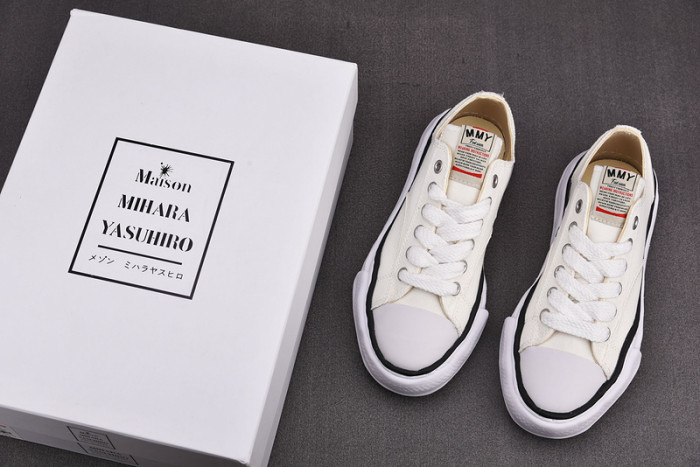 Ma*s*n mihara yasuhiro sneaker
