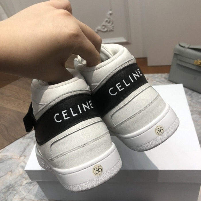 clin sneaker