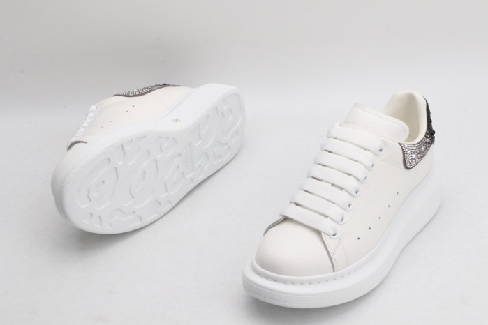 alex mcqu sneakers