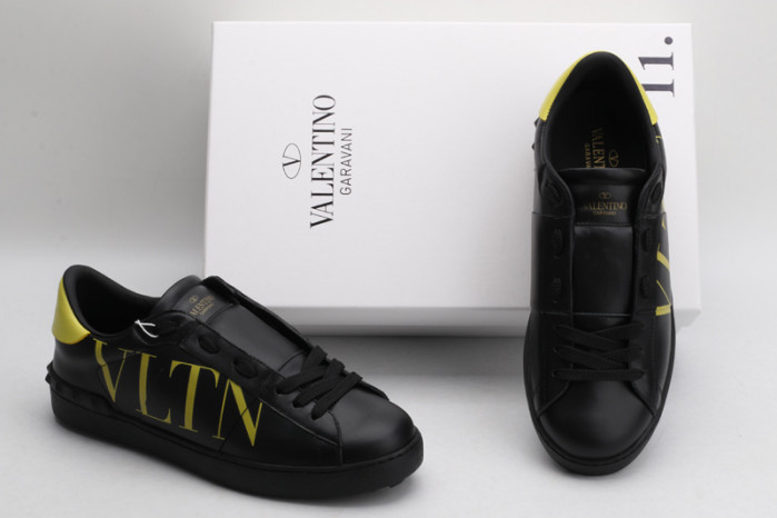 v*lentino sneaker