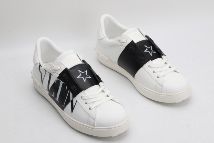 v*lentino sneaker