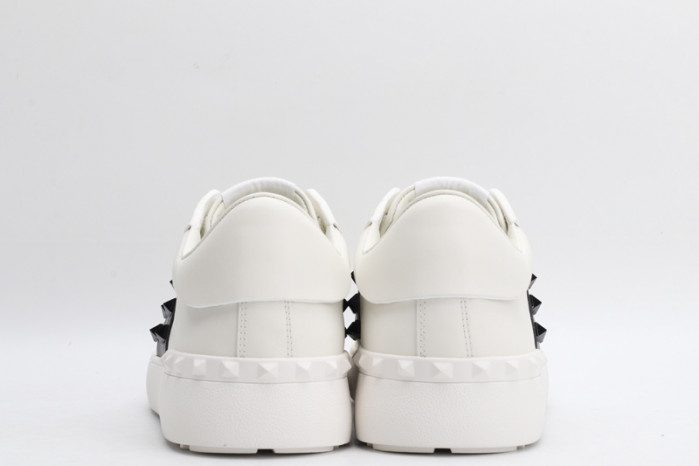 v*lentino sneaker