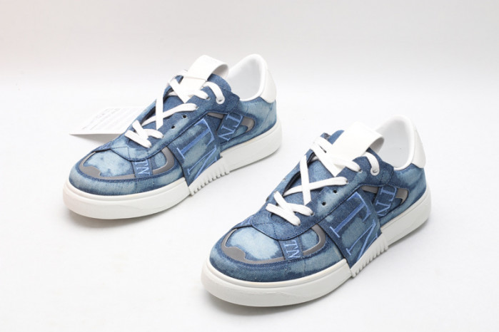 v*lentino sneaker
