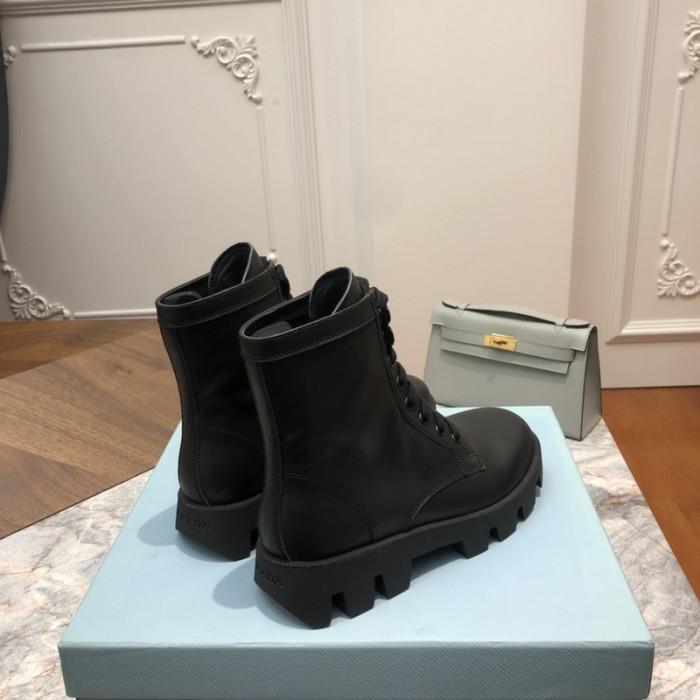 prad boots