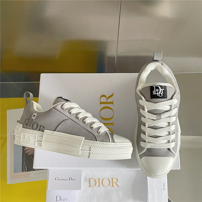 dr b23 sneakers