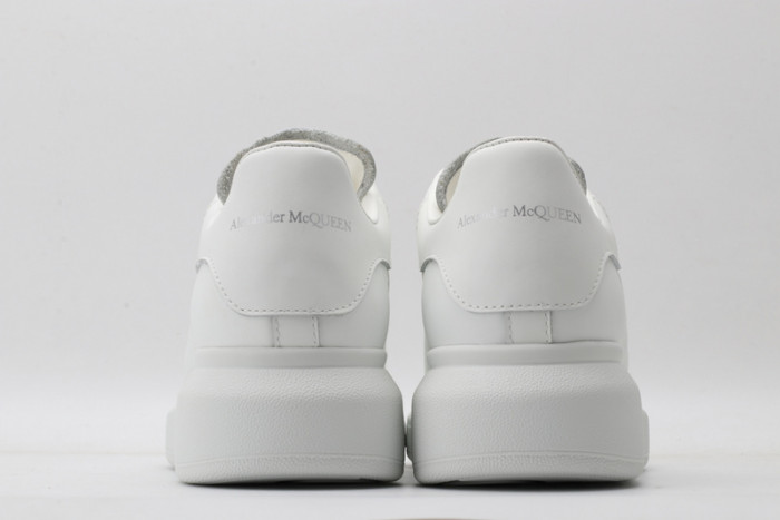 alex mcqu sneakers