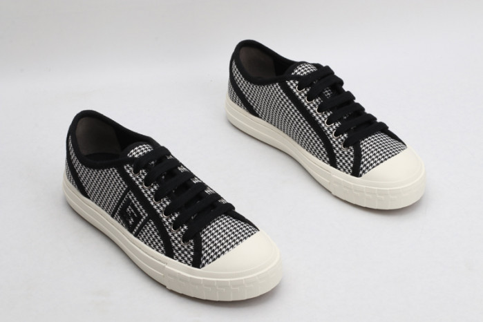 fen sneakers