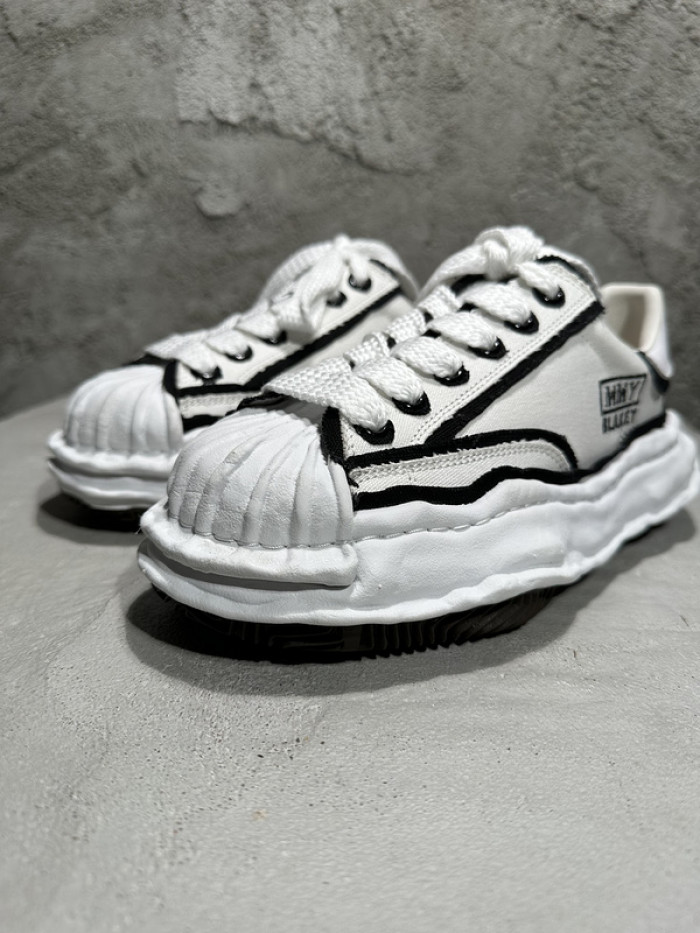 Ma*s*n mihara yasuhiro sneaker