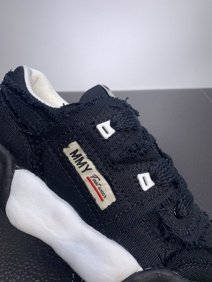 Ma*s*n mihara yasuhiro sneaker