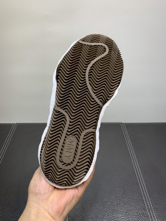 Ma*s*n mihara yasuhiro sneaker