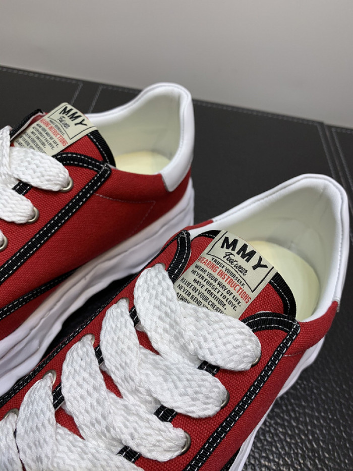 Ma*s*n mihara yasuhiro sneaker