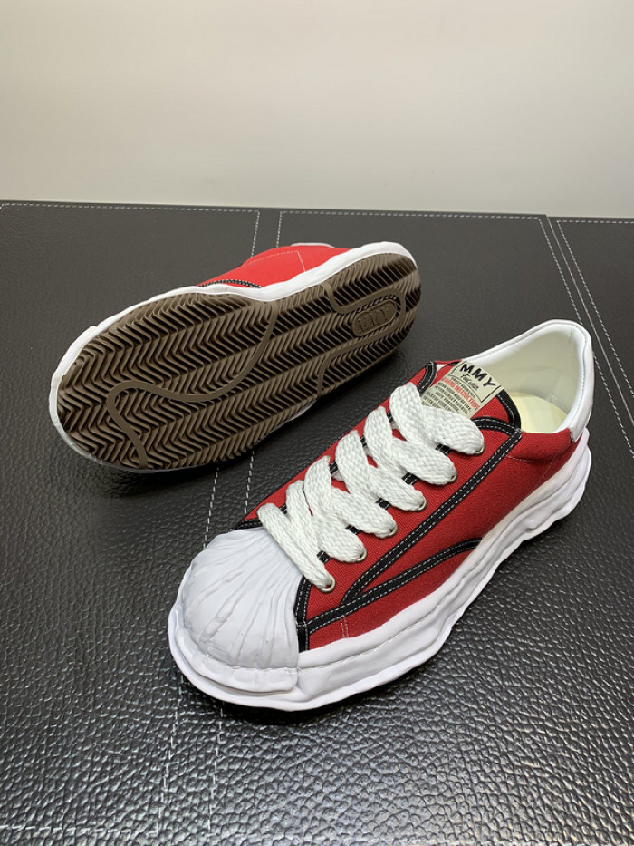 Ma*s*n mihara yasuhiro sneaker