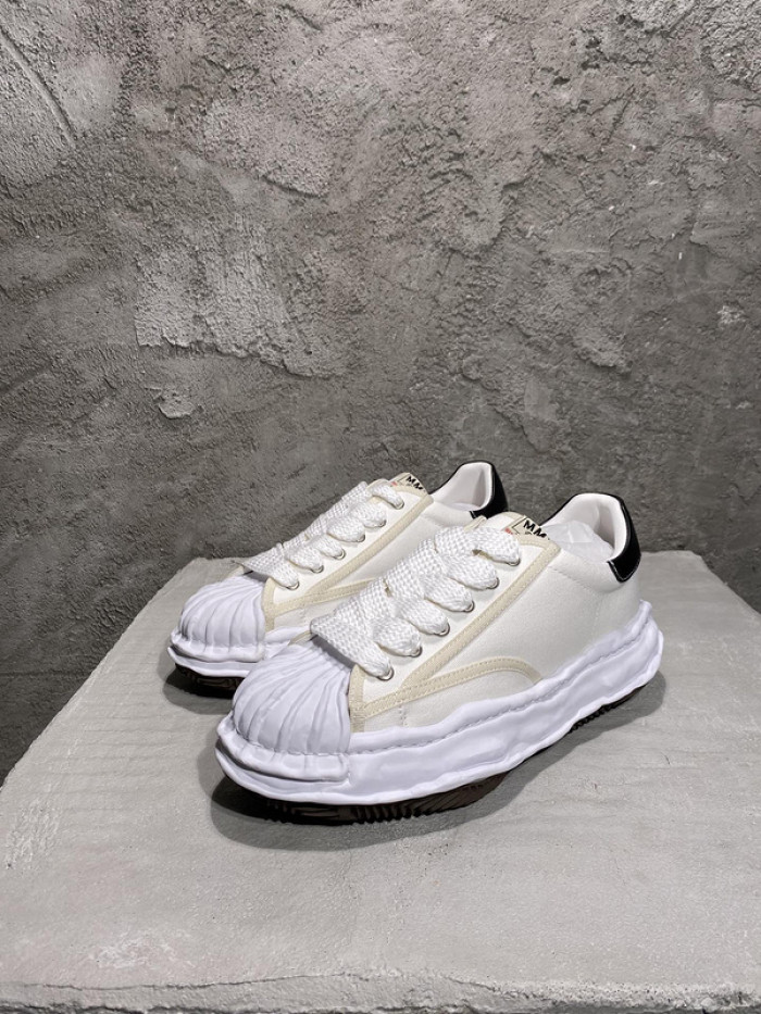 Ma*s*n mihara yasuhiro sneaker