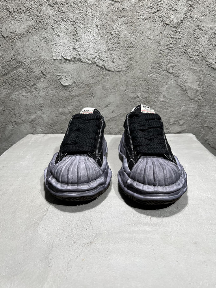 Ma*s*n mihara yasuhiro sneaker