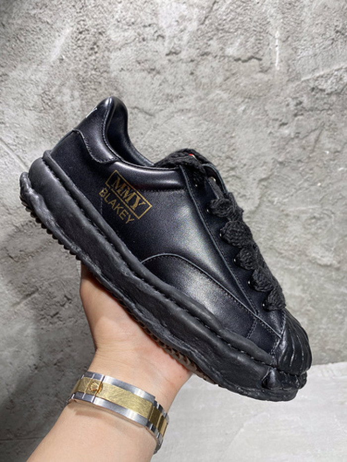 Ma*s*n mihara yasuhiro sneaker