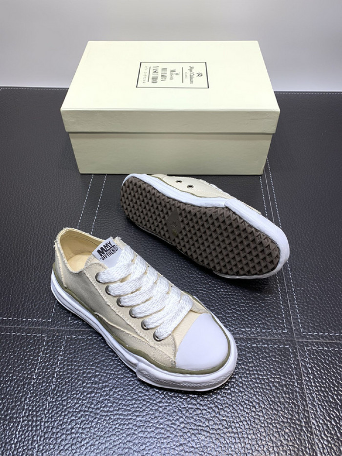 Ma*s*n mihara yasuhiro sneaker
