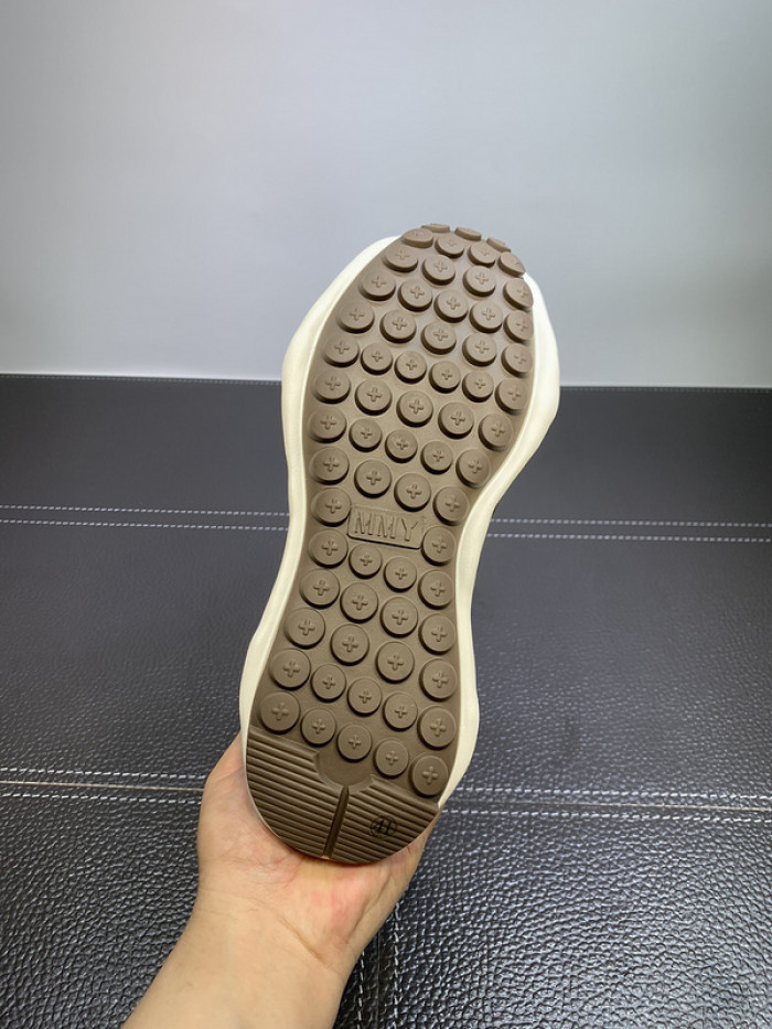 Ma*s*n mihara yasuhiro sneaker