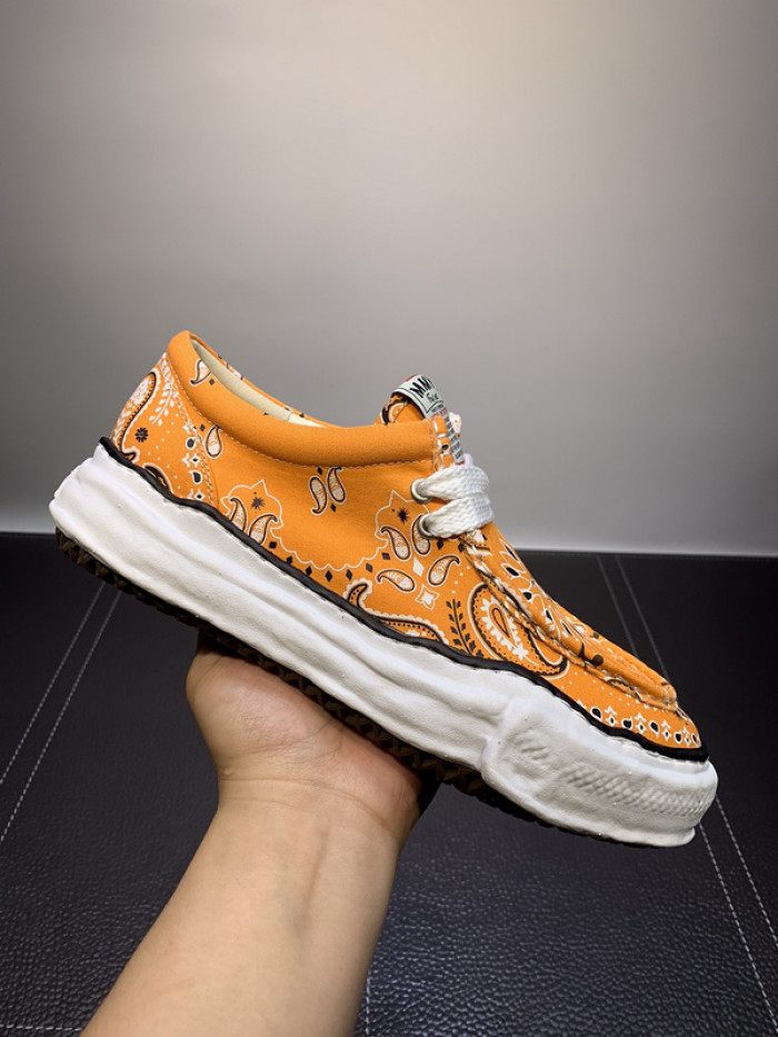 Ma*s*n mihara yasuhiro sneaker