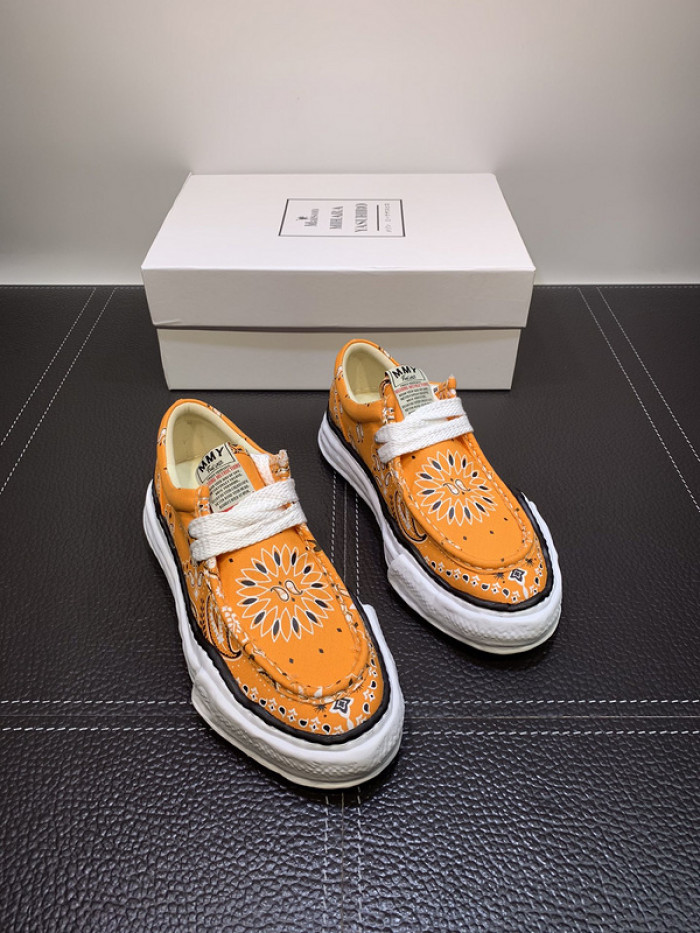 Ma*s*n mihara yasuhiro sneaker