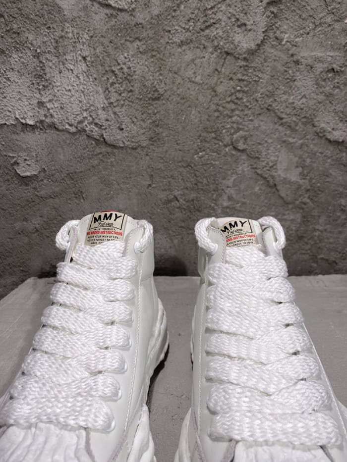 Ma*s*n mihara yasuhiro sneaker