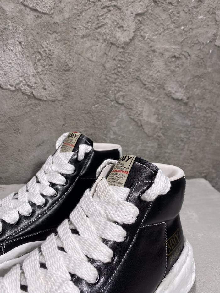Ma*s*n mihara yasuhiro sneaker