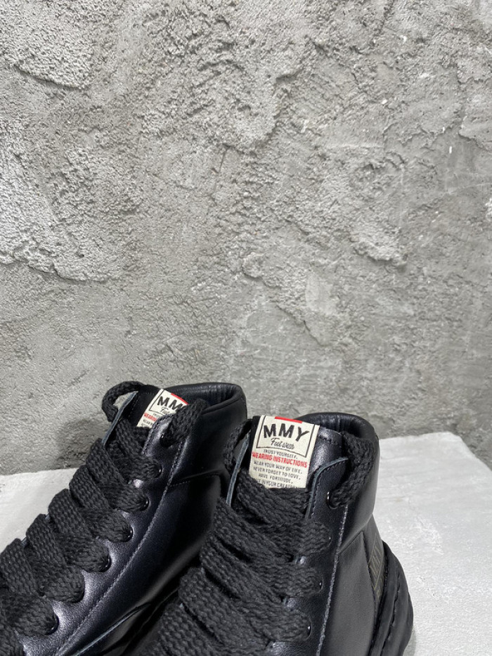 Ma*s*n mihara yasuhiro sneaker