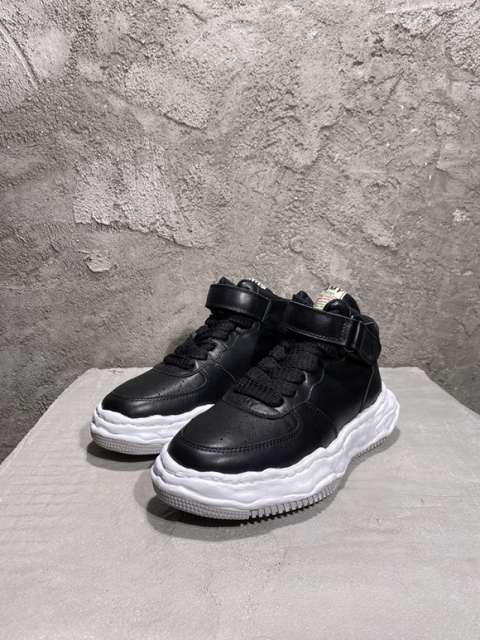 Ma*s*n mihara yasuhiro sneaker