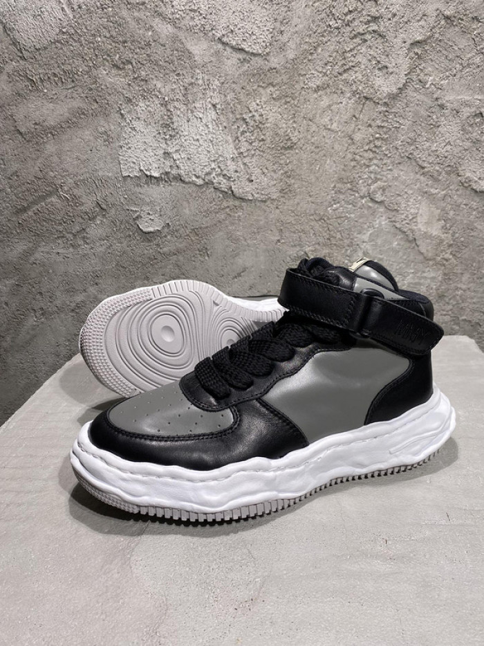 Ma*s*n mihara yasuhiro sneaker