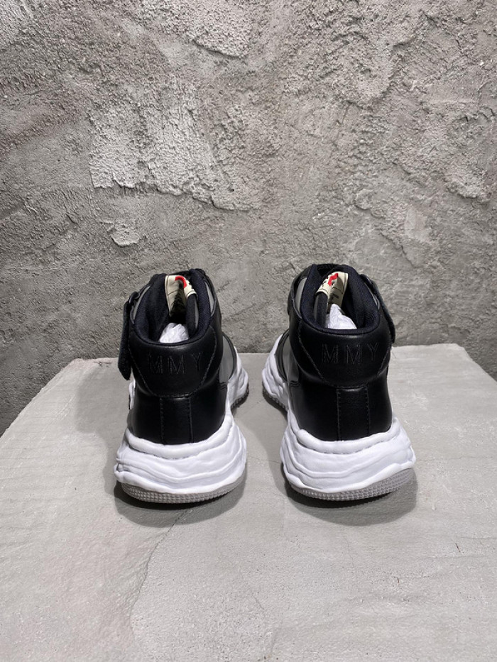 Ma*s*n mihara yasuhiro sneaker