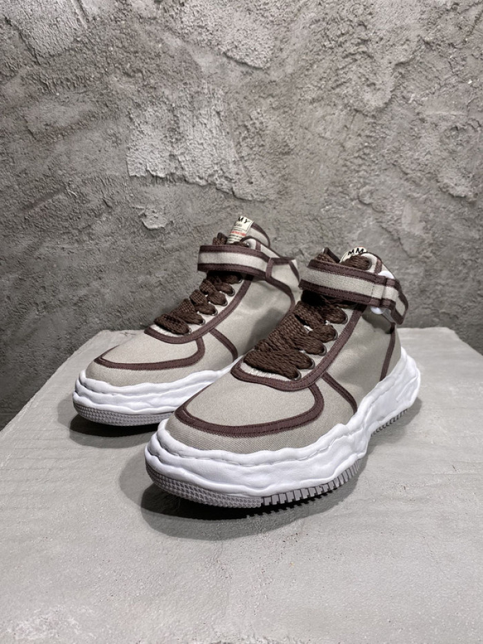 Ma*s*n mihara yasuhiro sneaker