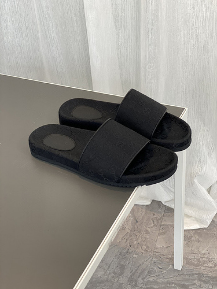 guc sandal