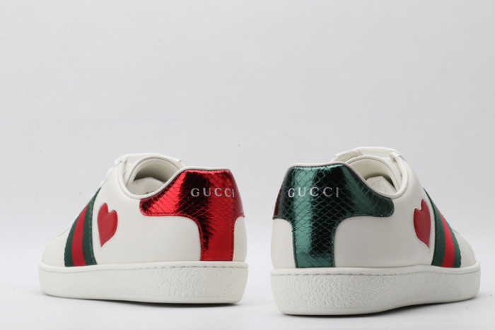 gi ace embroidered low-top sneaker