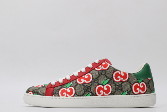 gi ace embroidered low-top sneaker