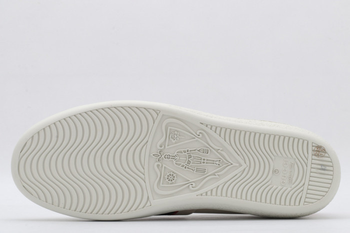 gi ace embroidered low-top sneaker