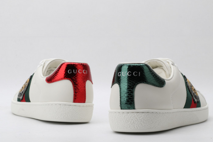 gi ace embroidered low-top sneaker