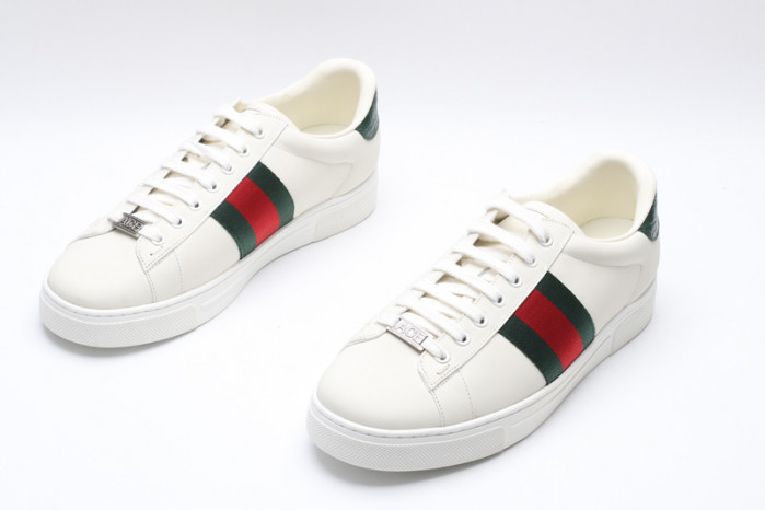 gi ace embroidered low-top sneaker