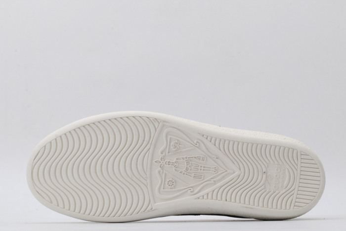 gi ace embroidered low-top sneaker