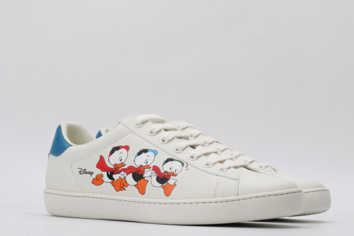 gi ace embroidered low-top sneaker