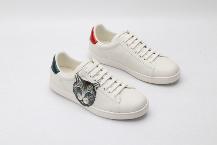 gi ace embroidered low-top sneaker