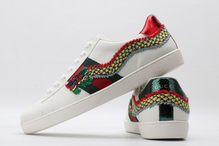 gi ace embroidered low-top sneaker