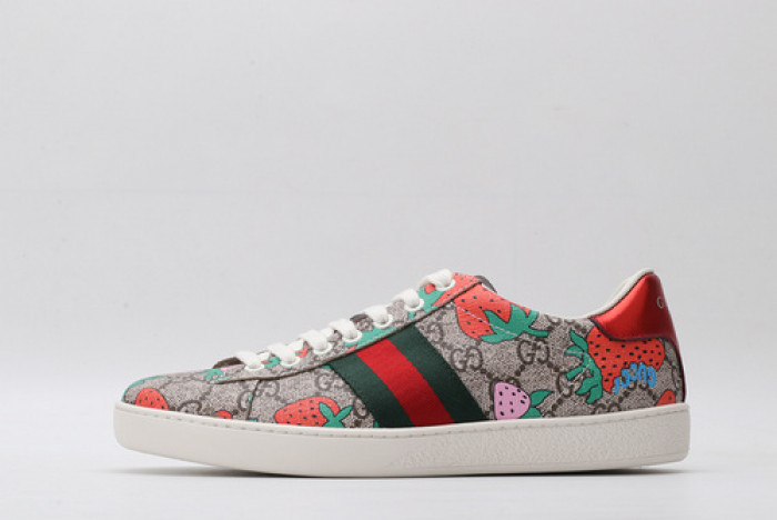 gi ace embroidered low-top sneaker